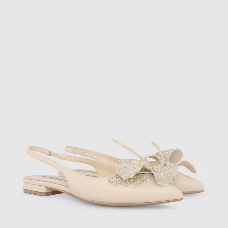 Fashionable lady's top-grain sheepskin sandals